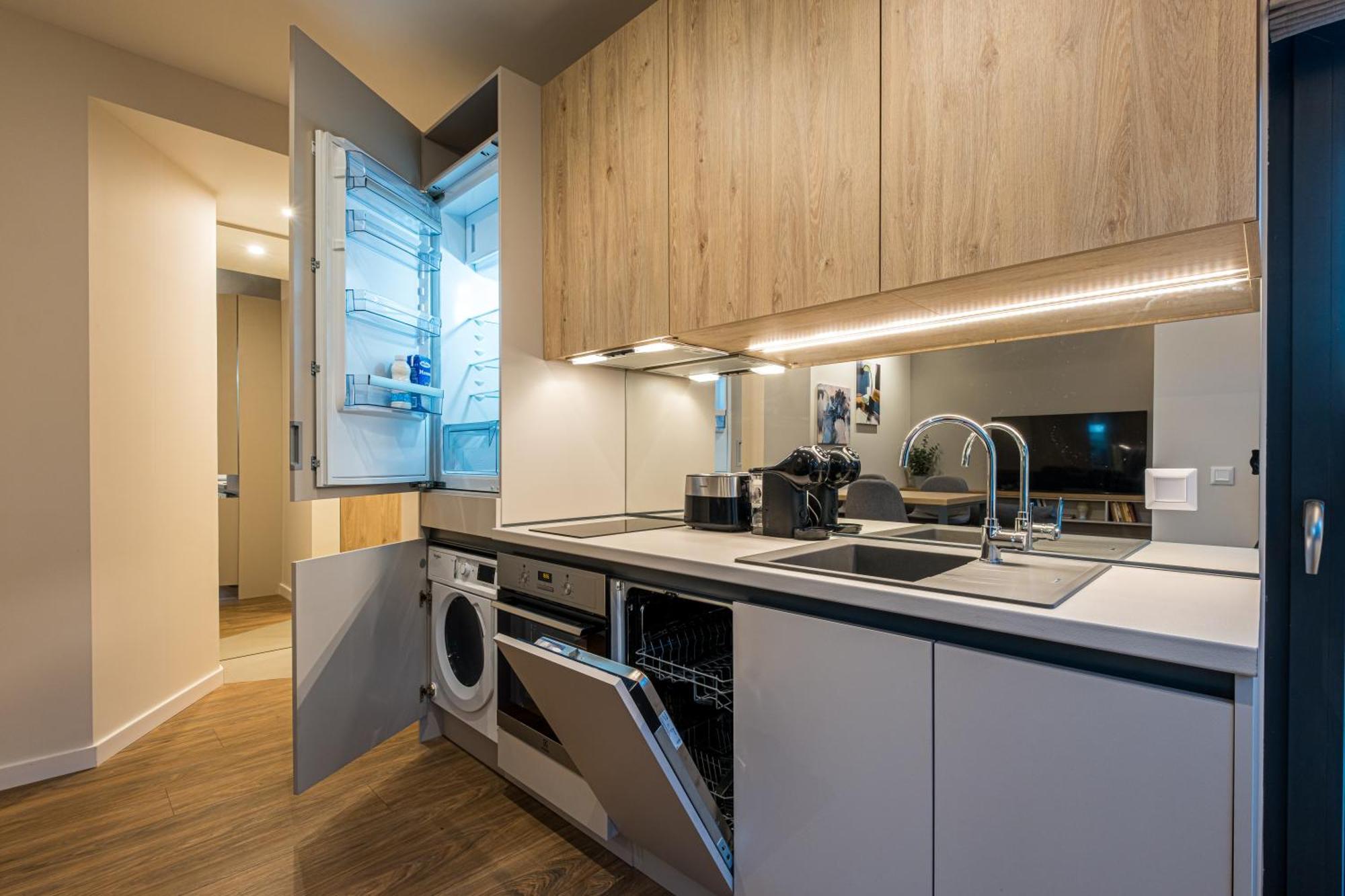 North 21 - Brand New Modern 1Bd Apt In Sofia Center By Flat Mаnager المظهر الخارجي الصورة